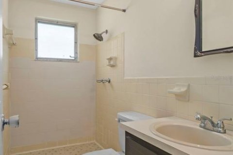 Casa en alquiler en Port Richey, Florida, 2 dormitorios, 133.97 m2 № 1919150 - foto 26