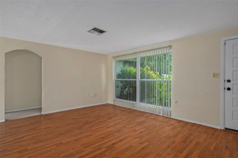 Casa en alquiler en Port Richey, Florida, 2 dormitorios, 133.97 m2 № 1919150 - foto 10