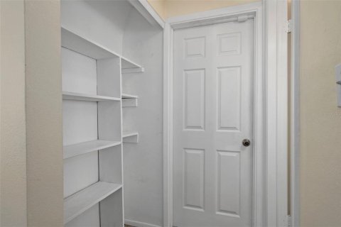 Casa en alquiler en Port Richey, Florida, 2 dormitorios, 133.97 m2 № 1919150 - foto 25