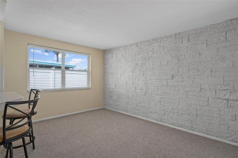 Casa en alquiler en Port Richey, Florida, 2 dormitorios, 133.97 m2 № 1919150 - foto 17