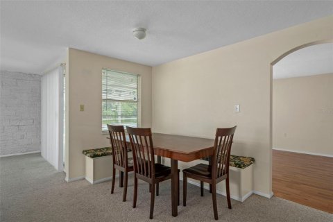 Casa en alquiler en Port Richey, Florida, 2 dormitorios, 133.97 m2 № 1919150 - foto 16