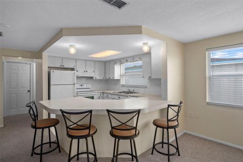 Casa en alquiler en Port Richey, Florida, 2 dormitorios, 133.97 m2 № 1919150 - foto 20