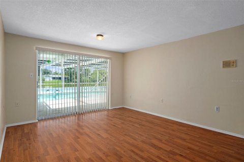 Casa en alquiler en Port Richey, Florida, 2 dormitorios, 133.97 m2 № 1919150 - foto 11