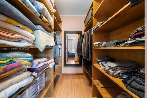 Condominio en venta en Hallandale Beach, Florida, 1 dormitorio, 120.77 m2 № 2035788 - foto 21