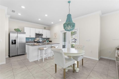 Townhouse in New Smyrna Beach, Florida 3 bedrooms, 149.94 sq.m. № 2155773 - photo 7