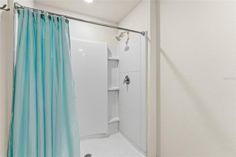 Townhouse in New Smyrna Beach, Florida 3 bedrooms, 149.94 sq.m. № 2155773 - photo 21