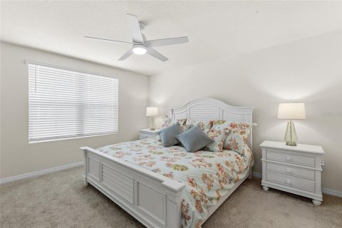 Townhouse in New Smyrna Beach, Florida 3 bedrooms, 149.94 sq.m. № 2155773 - photo 17
