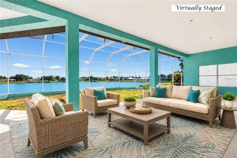 House in Riverview, Florida 4 bedrooms, 342.25 sq.m. № 2151846 - photo 8