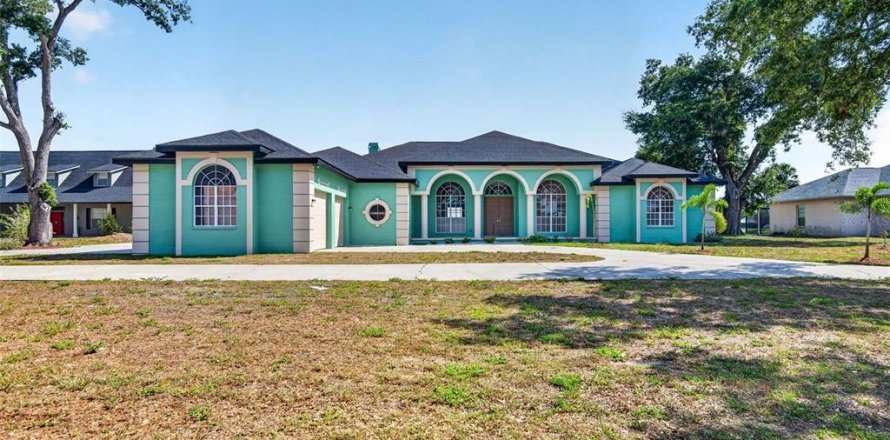 House in Riverview, Florida 4 bedrooms, 342.25 sq.m. № 2151846