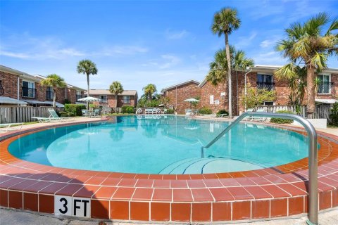 Condo in Daytona Beach, Florida, 2 bedrooms  № 1628439 - photo 21