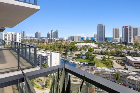 Copropriété à louer à Hallandale Beach, Floride: 2 chambres, 117.43 m2 № 2046416 - photo 11
