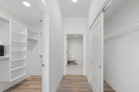 Copropriété à louer à Hallandale Beach, Floride: 2 chambres, 117.43 m2 № 2046416 - photo 26