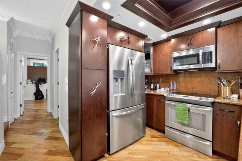 Touwnhouse à vendre à Oldsmar, Floride: 3 chambres, 166.39 m2 № 2108273 - photo 8