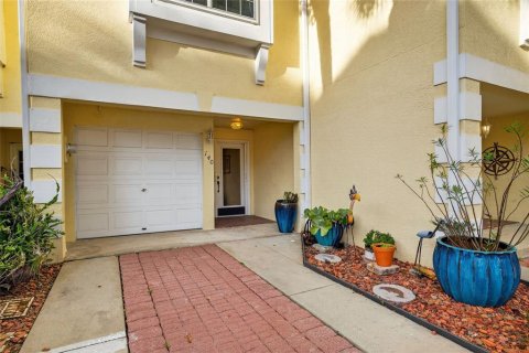 Touwnhouse à vendre à Oldsmar, Floride: 3 chambres, 166.39 m2 № 2108273 - photo 3