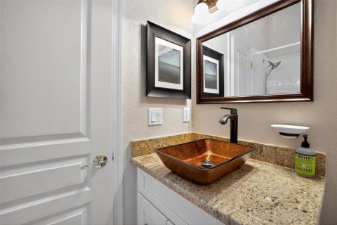 Touwnhouse à vendre à Oldsmar, Floride: 3 chambres, 166.39 m2 № 2108273 - photo 18