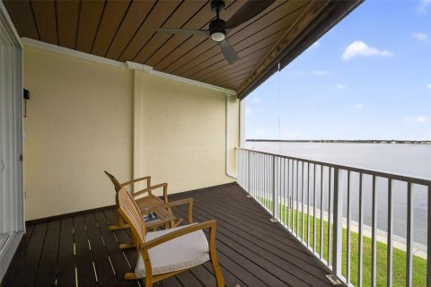 Touwnhouse à vendre à Oldsmar, Floride: 3 chambres, 166.39 m2 № 2108273 - photo 26