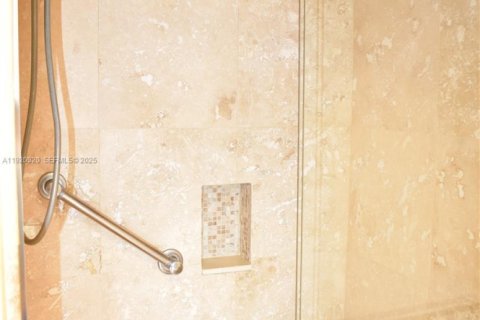 Copropriété à vendre à Sunrise, Floride: 2 chambres, 78.97 m2 № 1976412 - photo 12