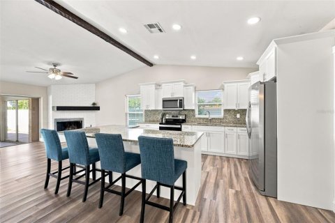 Villa ou maison à vendre à Clearwater, Floride: 3 chambres, 159.42 m2 № 2337307 - photo 3