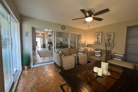 Casa en alquiler en Punta Gorda, Florida, 2 dormitorios, 127.55 m2 № 1591534 - foto 17