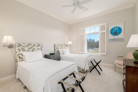 Снять в аренду таунхаус в Хоб-Саунд, Флорида 3 спальни, 195.09м2, № 2034444 - фото 25