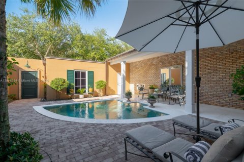 Снять в аренду таунхаус в Хоб-Саунд, Флорида 3 спальни, 195.09м2, № 2034444 - фото 7