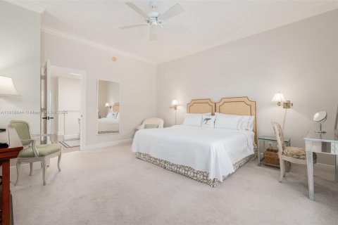 Снять в аренду таунхаус в Хоб-Саунд, Флорида 3 спальни, 195.09м2, № 2034444 - фото 22