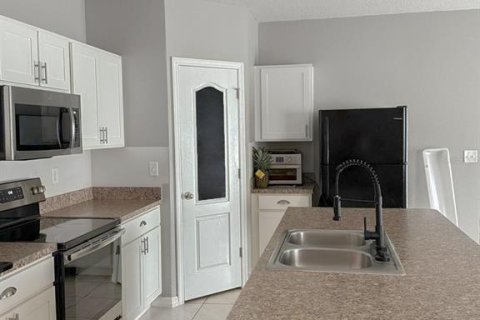 Casa en venta en Haines City, Florida, 4 dormitorios, 162.3 m2 № 1831150 - foto 13