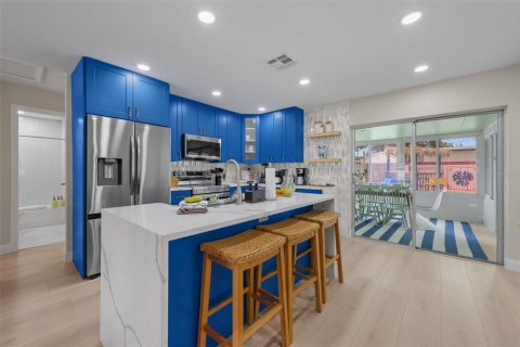 Casa en venta en Largo, Florida, 3 dormitorios, 131.64 m2 № 2283716 - foto 8