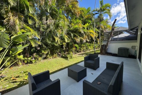 Купить таунхаус в Дорал, Флорида 3 спальни, 168.06м2, № 1993506 - фото 23