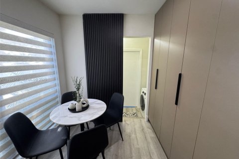 Купить таунхаус в Дорал, Флорида 3 спальни, 168.06м2, № 1993506 - фото 8