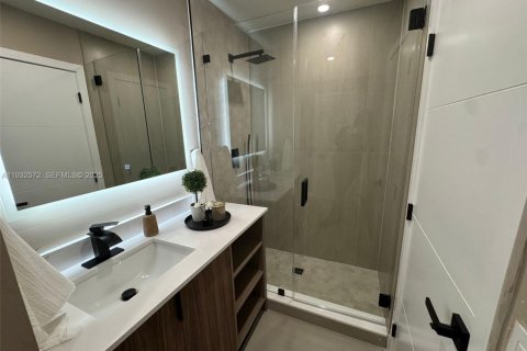 Купить таунхаус в Дорал, Флорида 3 спальни, 168.06м2, № 1993506 - фото 28