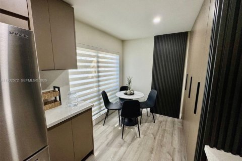 Купить таунхаус в Дорал, Флорида 3 спальни, 168.06м2, № 1993506 - фото 6