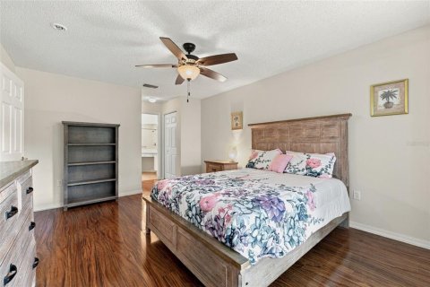 Villa ou maison à vendre à New Port Richey, Floride: 2 chambres, 146.88 m2 № 2425672 - photo 18