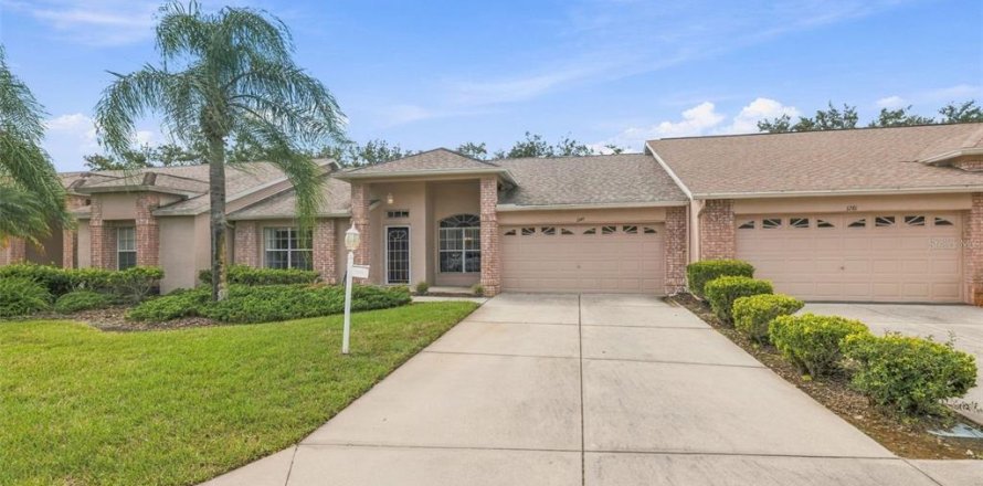 Villa ou maison à New Port Richey, Floride 2 chambres, 146.88 m2 № 2425672