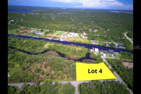 Terreno en venta en Port Charlotte, Florida № 2104398 - foto 5