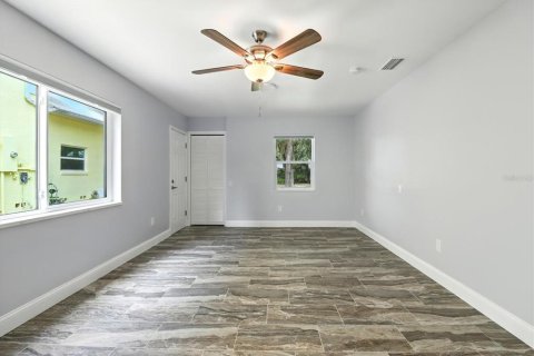 House in Homosassa, Florida 3 bedrooms, 209.87 sq.m. № 1908134 - photo 25