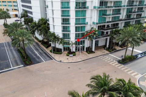 Купить коммерческую недвижимость в Майами, Флорида № 2020089 - фото 25