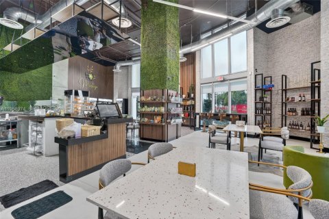 Купить коммерческую недвижимость в Майами, Флорида № 2020089 - фото 8