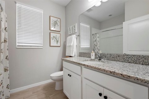 House in Sarasota, Florida 4 bedrooms, 203.64 sq.m. № 2329716 - photo 11