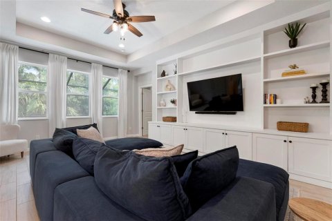 House in Sarasota, Florida 4 bedrooms, 203.64 sq.m. № 2329716 - photo 24