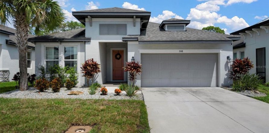 House in Sarasota, Florida 4 bedrooms, 203.64 sq.m. № 2329716