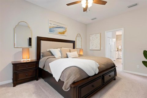 House in Sarasota, Florida 4 bedrooms, 203.64 sq.m. № 2329716 - photo 28