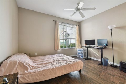 Condo in Tampa, Florida, 2 bedrooms  № 1613313 - photo 15