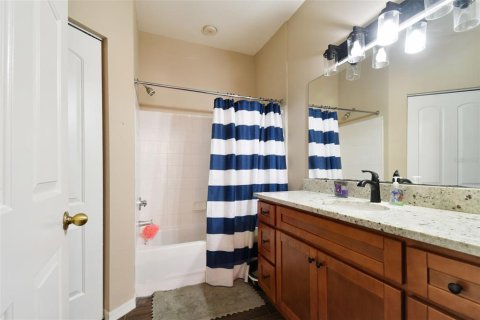 Condo in Tampa, Florida, 2 bedrooms  № 1613313 - photo 21