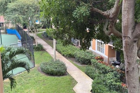 Condominio en venta en Coral Springs, Florida, 3 dormitorios, 108.32 m2 № 1973321 - foto 16