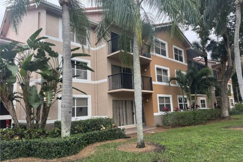 Condominio en venta en Coral Springs, Florida, 3 dormitorios, 108.32 m2 № 1973321 - foto 14