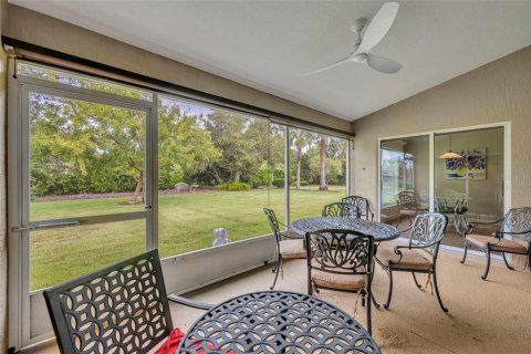 House in Mount Dora, Florida 3 bedrooms, 178.93 sq.m. № 1902393 - photo 7