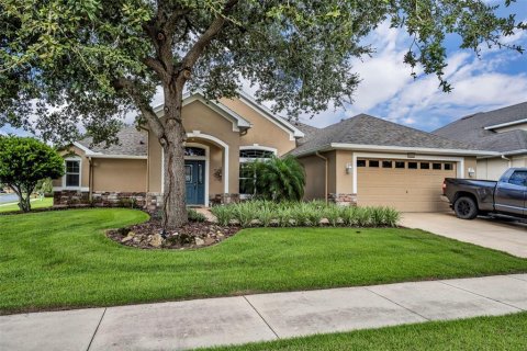 House in Mount Dora, Florida 3 bedrooms, 178.93 sq.m. № 1902393 - photo 5