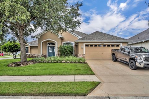 House in Mount Dora, Florida 3 bedrooms, 178.93 sq.m. № 1902393 - photo 4