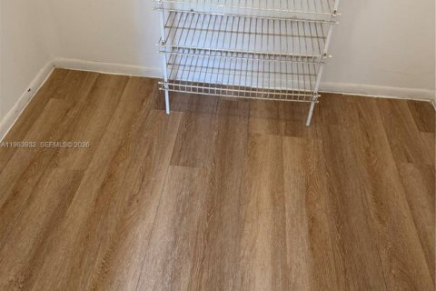 Copropriété à vendre à Sunny Isles Beach, Floride: 1 chambre, 67.35 m2 № 2026545 - photo 20